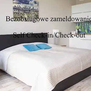https://apart-studio-warszawa.warsawhotelspoland.com